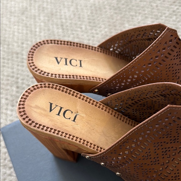 Vici Brown Textured Leather Mules - Picture 6 of 11